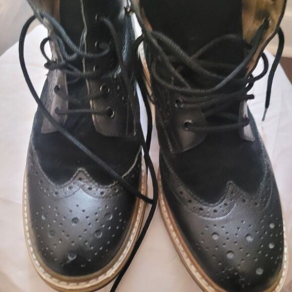 1901 Wingtip Men's boots brogue Oxford lace up leather shoes Size 11 black - Picture 2 of 15